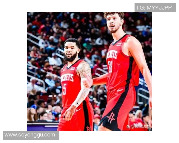 申京外线机会大好却投出三不沾 火箭队友场边表情瞬间亮了